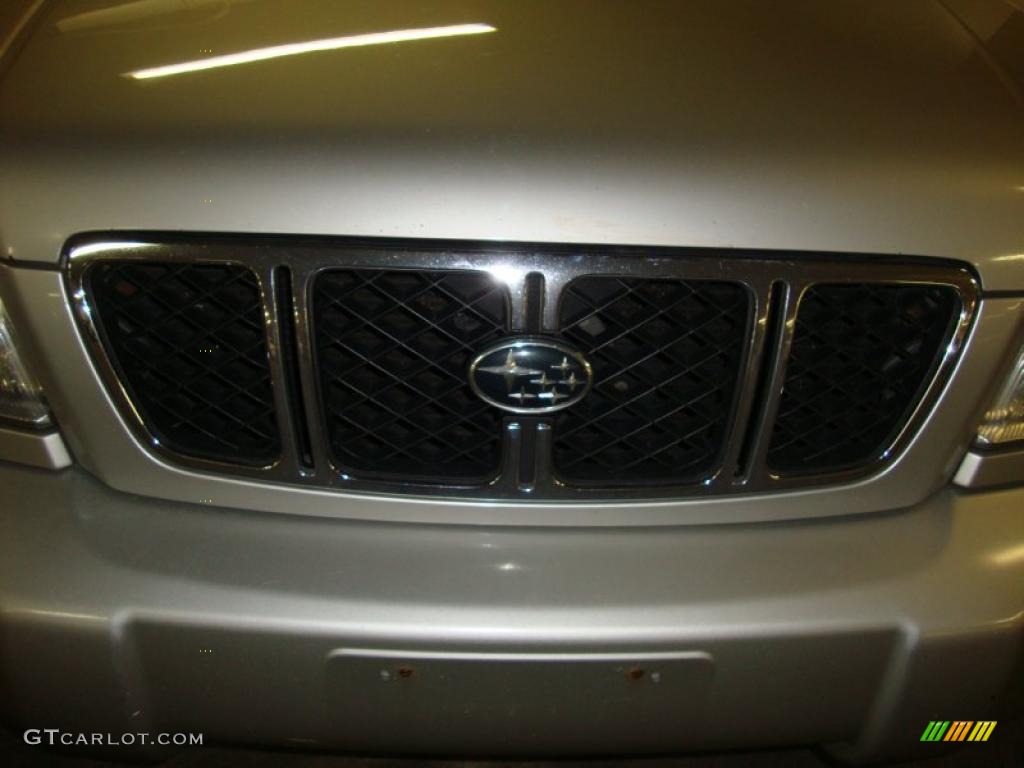 2001 Forester 2.5 S - Silverthorn Metallic / Gray photo #28