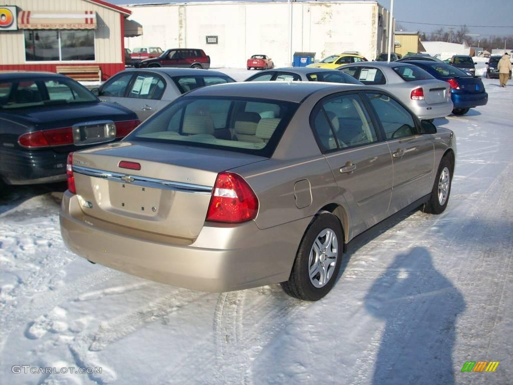 2007 Malibu LS Sedan - Sandstone Metallic / Cashmere Beige photo #3