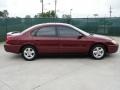 Merlot Metallic - Taurus SE Sedan Photo No. 2