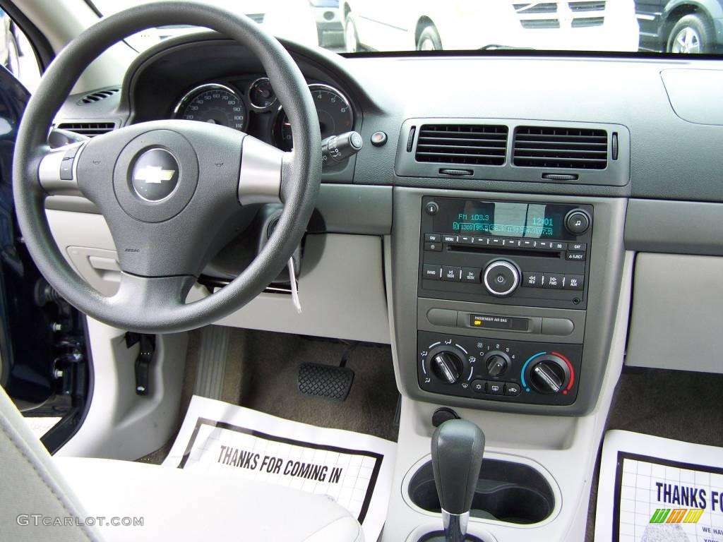 2008 Cobalt LS Sedan - Imperial Blue Metallic / Gray photo #10