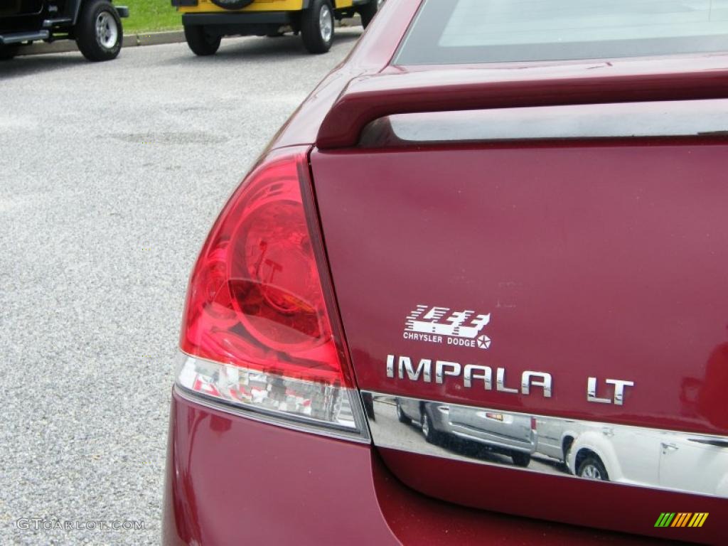2006 Impala LT - Sport Red Metallic / Gray photo #10