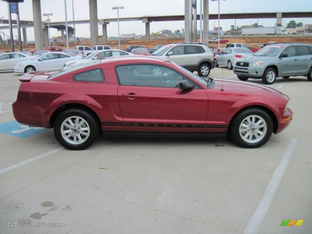 2008 Mustang V6 Premium Coupe - Dark Candy Apple Red / Dark Charcoal photo #4