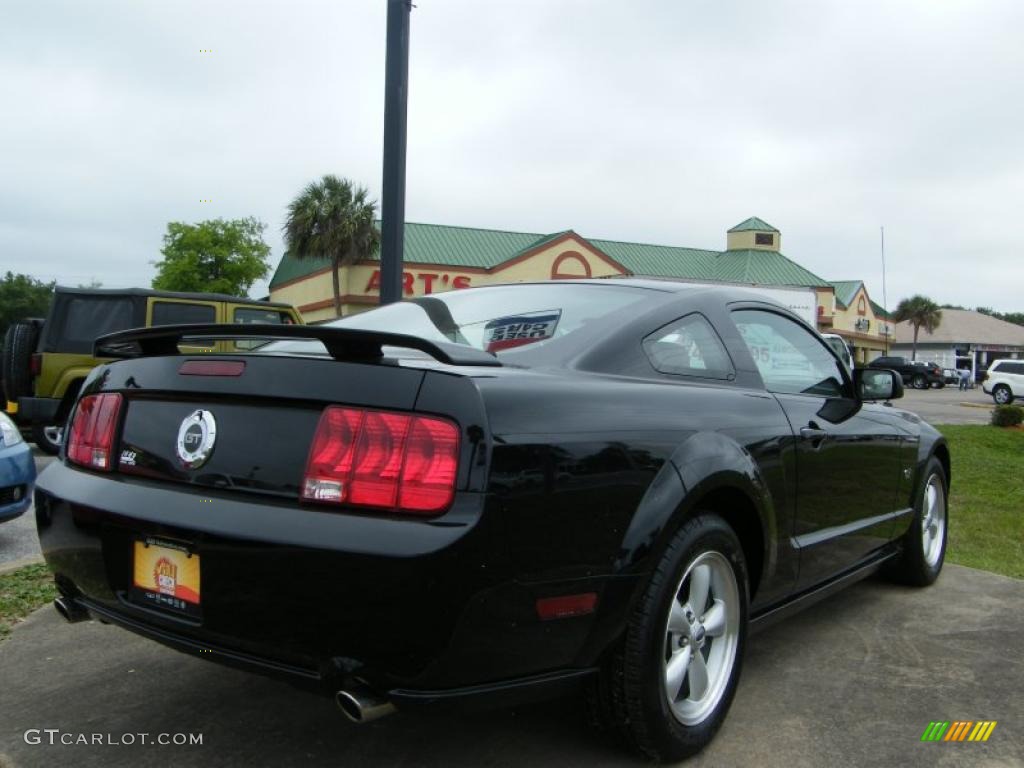 2007 Mustang GT Premium Coupe - Black / Black/Red photo #5