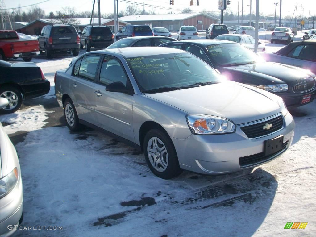 2006 Malibu LS Sedan - Silverstone Metallic / Titanium Gray photo #2