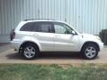 Natural White - RAV4 4WD Photo No. 16