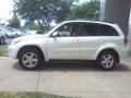 Natural White - RAV4 4WD Photo No. 17