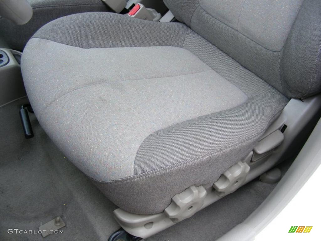 2002 Accent GL Sedan - Noble White / Beige photo #10