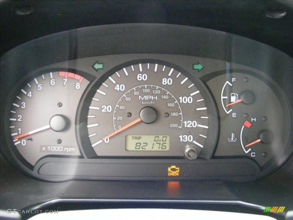 2002 Accent GL Sedan - Noble White / Beige photo #17