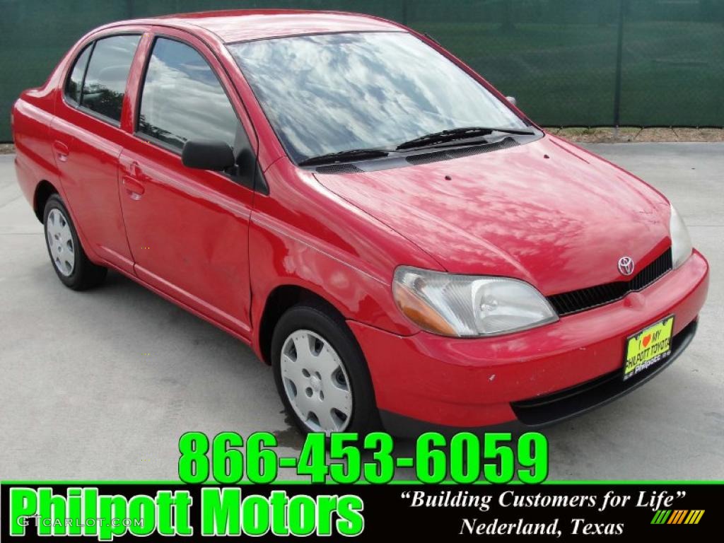 2000 ECHO Sedan - Absolutely Red / Warm Gray photo #1