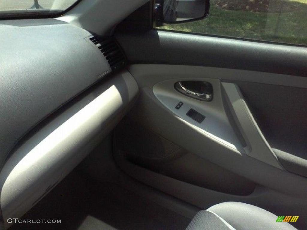 2007 Camry SE - Black / Dark Charcoal photo #12
