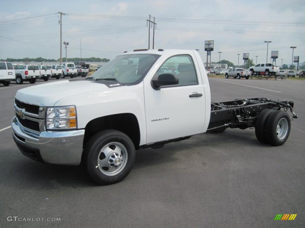 2010 Silverado 3500HD Work Truck Regular Cab Chassis - Summit White / Dark Titanium photo #1