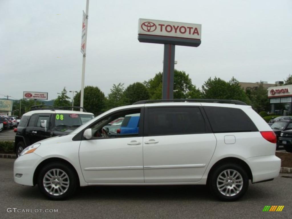 2007 Sienna XLE Limited AWD - Natural White / Taupe photo #3