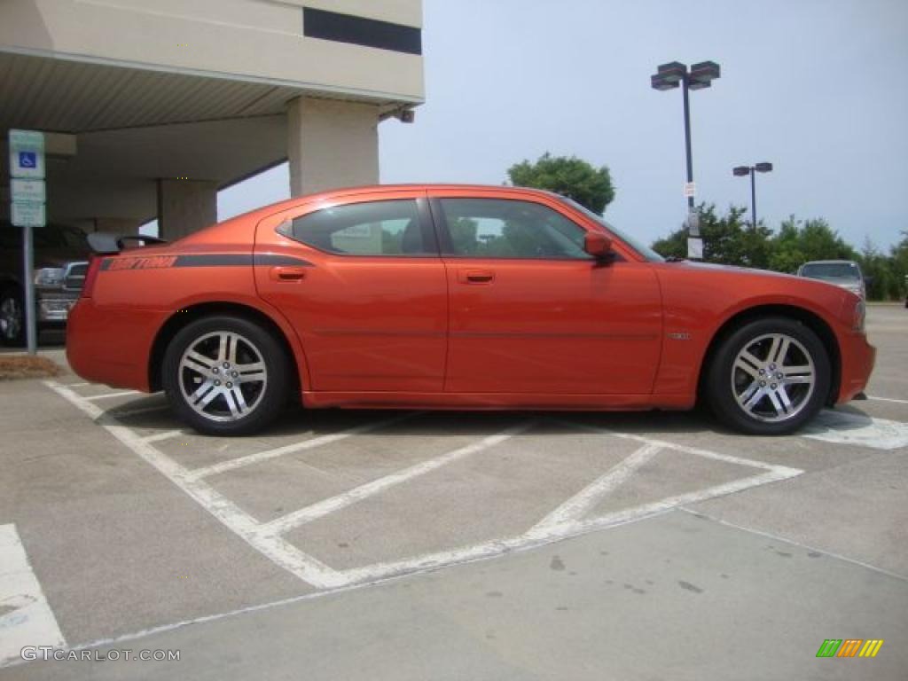 Go Mango! Orange 2006 Dodge Charger R/T Daytona Exterior Photo #29928753