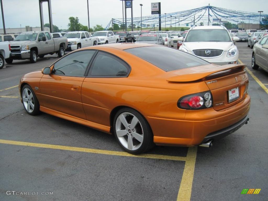 2006 GTO Coupe - Brazen Orange Metallic / Black photo #17