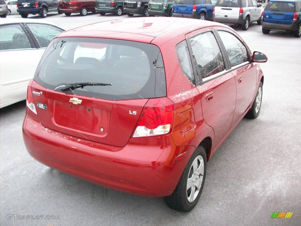 2007 Aveo 5 LS Hatchback - Sport Red / Charcoal Black photo #3
