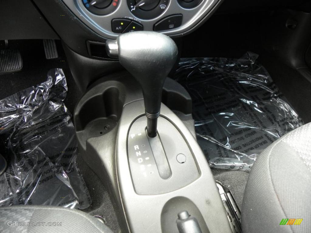 2007 Focus ZX5 SES Hatchback - CD Silver Metallic / Charcoal/Light Flint photo #20