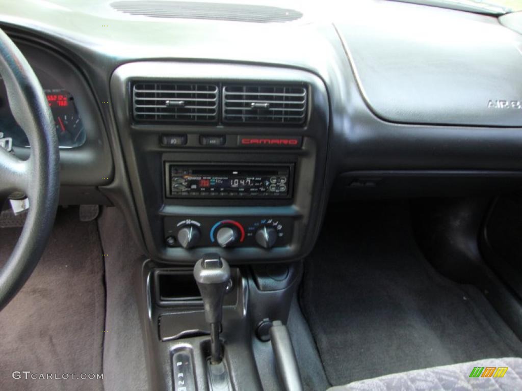 2000 Camaro Coupe - Sebring Silver Metallic / Ebony photo #28