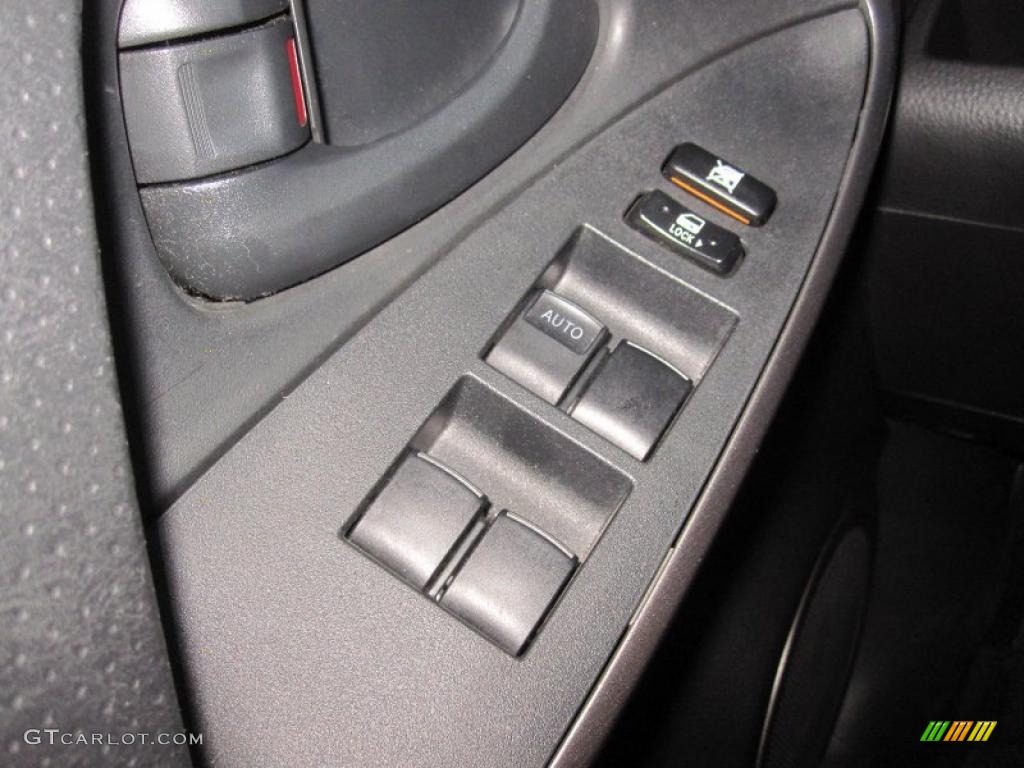 2007 RAV4 Sport 4WD - Classic Silver Metallic / Black photo #13