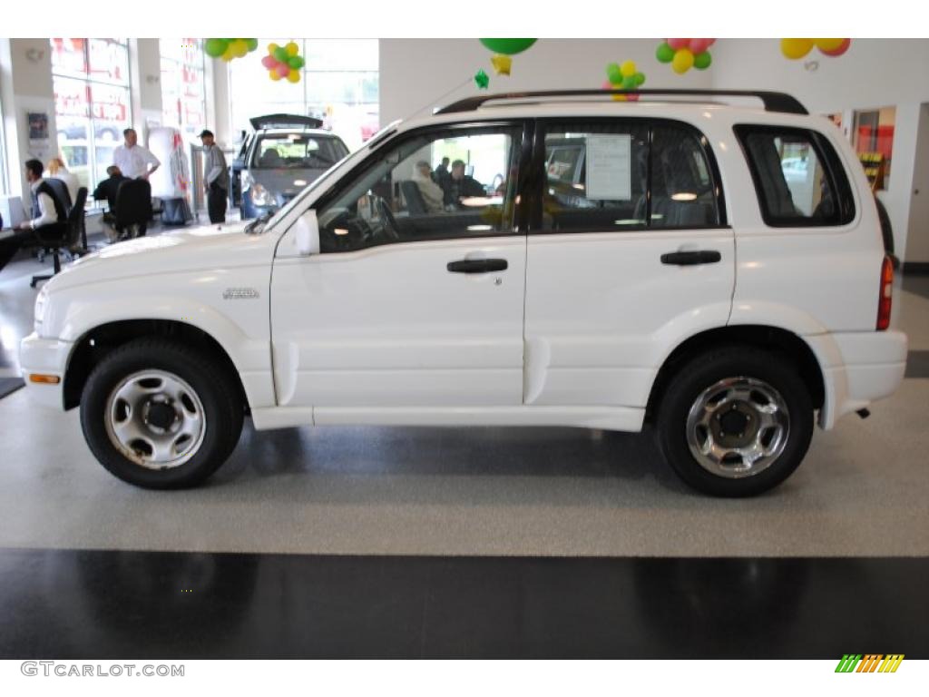 2001 Grand Vitara JLX 4x4 - Polar White / Gray photo #4