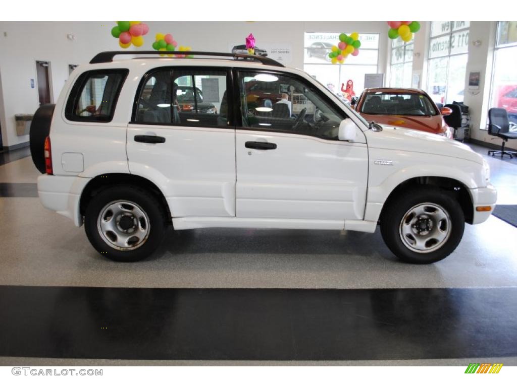 2001 Grand Vitara JLX 4x4 - Polar White / Gray photo #9