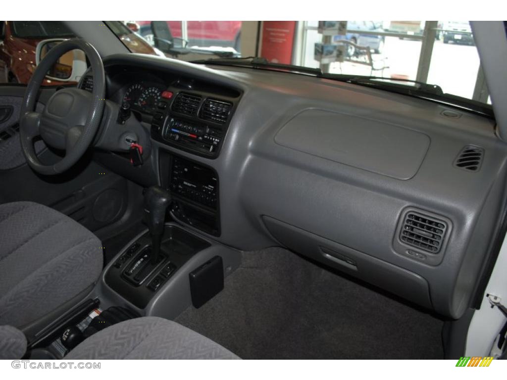 2001 Grand Vitara JLX 4x4 - Polar White / Gray photo #15