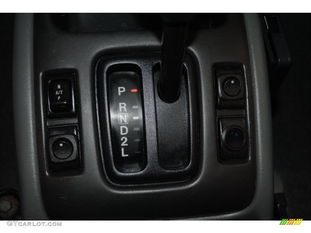 2001 Grand Vitara JLX 4x4 - Polar White / Gray photo #38