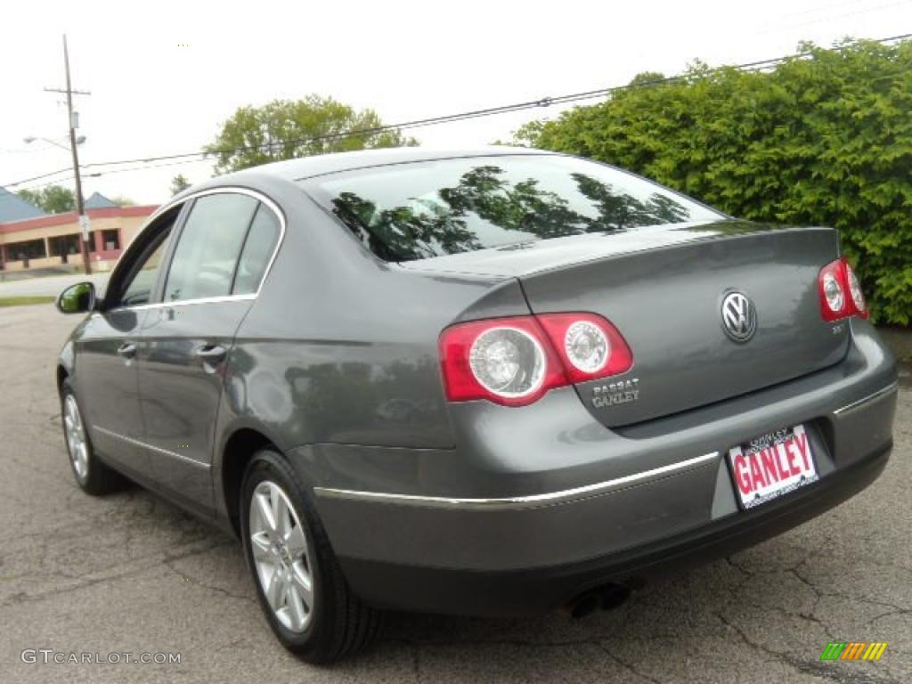 2007 Passat 2.0T Sedan - United Grey Metallic / Black photo #3