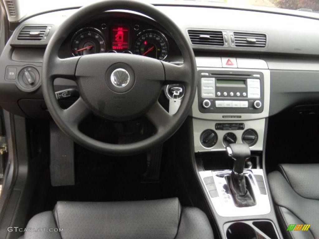 2007 Passat 2.0T Sedan - United Grey Metallic / Black photo #14
