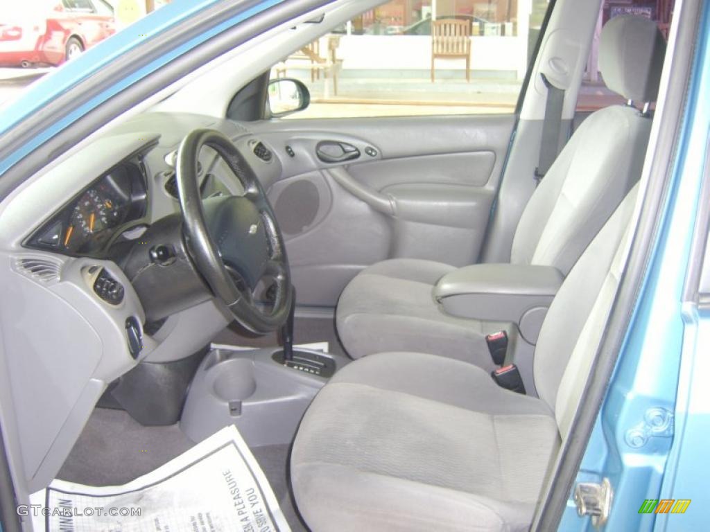 2001 Focus SE Sedan - Malibu Blue Metallic / Medium Graphite Grey photo #9