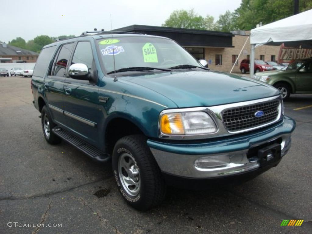 1997 Expedition XLT 4x4 - Pacific Green Metallic / Medium Prairie Tan photo #5