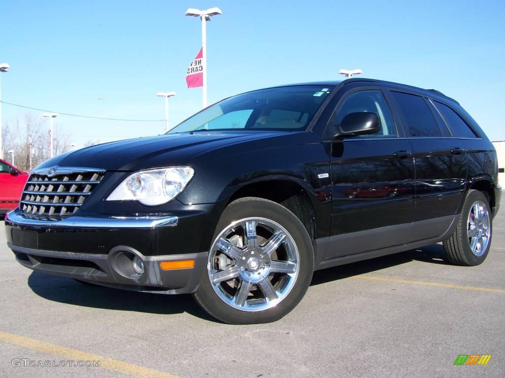 Brilliant Black Chrysler Pacifica