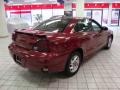 Sport Red Metallic - Grand Am SE Sedan Photo No. 4