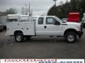 Oxford White - F350 Super Duty XL SuperCab 4x4 Chassis Commercial Photo No. 5