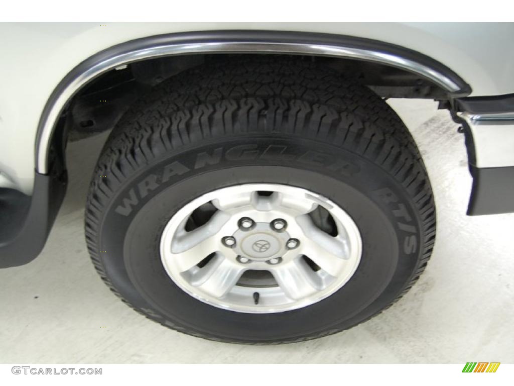 1999 4Runner SR5 - Millennium Silver Metallic / Gray photo #3