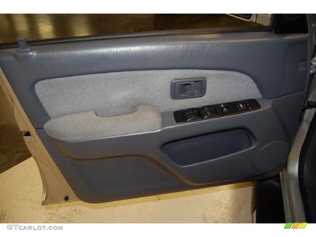 1999 4Runner SR5 - Millennium Silver Metallic / Gray photo #21