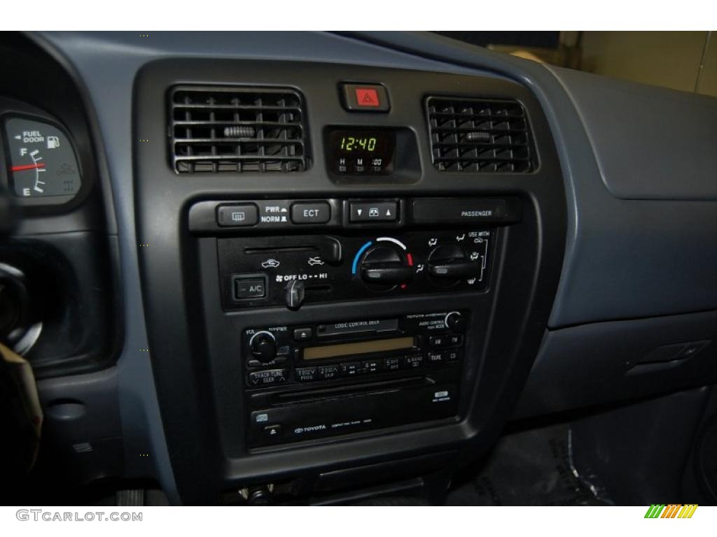 1999 4Runner SR5 - Millennium Silver Metallic / Gray photo #30