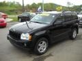 Black - Grand Cherokee Laredo 4x4 Photo No. 16
