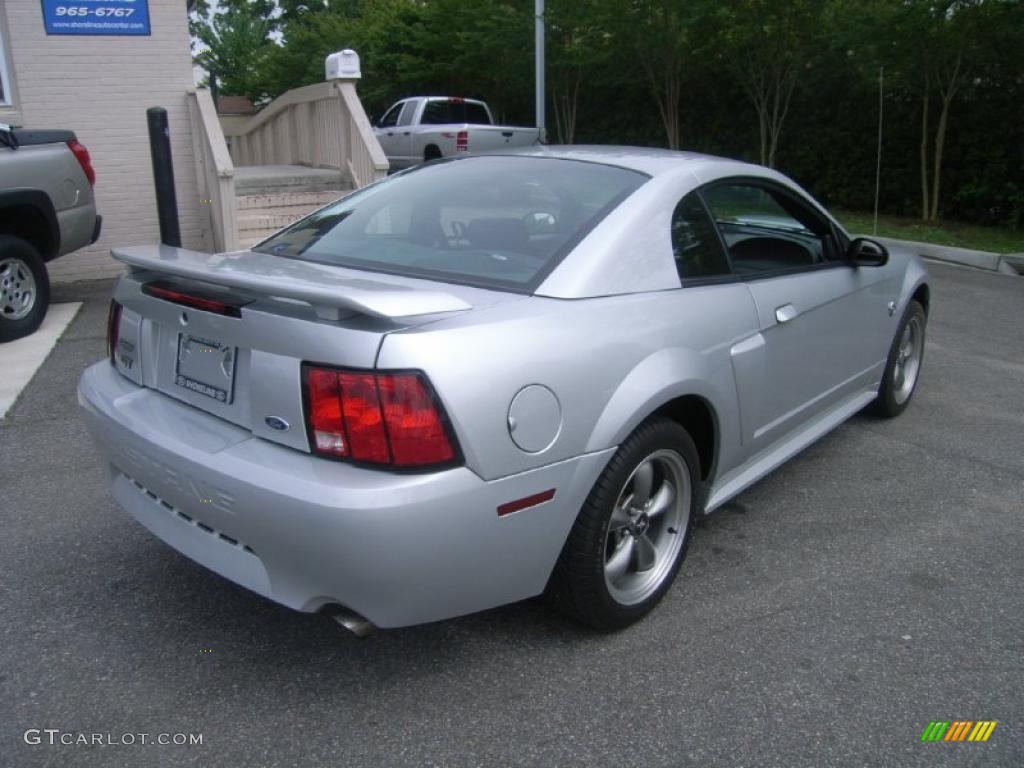 2004 Mustang GT Coupe - Silver Metallic / Dark Charcoal photo #6