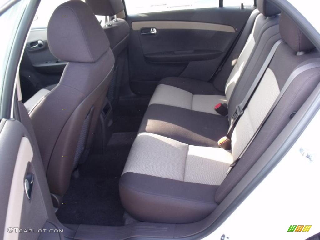2010 Malibu LS Sedan - Summit White / Cocoa/Cashmere photo #11