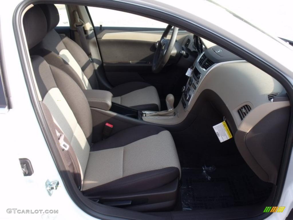 2010 Malibu LS Sedan - Summit White / Cocoa/Cashmere photo #13
