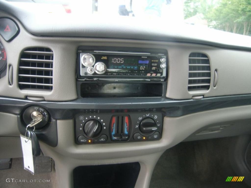 2004 Impala SS Supercharged - Black / Medium Gray photo #18