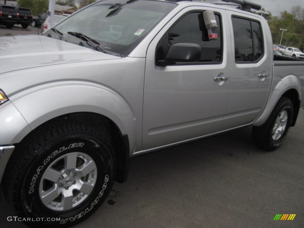 2008 Frontier Nismo Crew Cab 4x4 - Radiant Silver / Blue photo #27