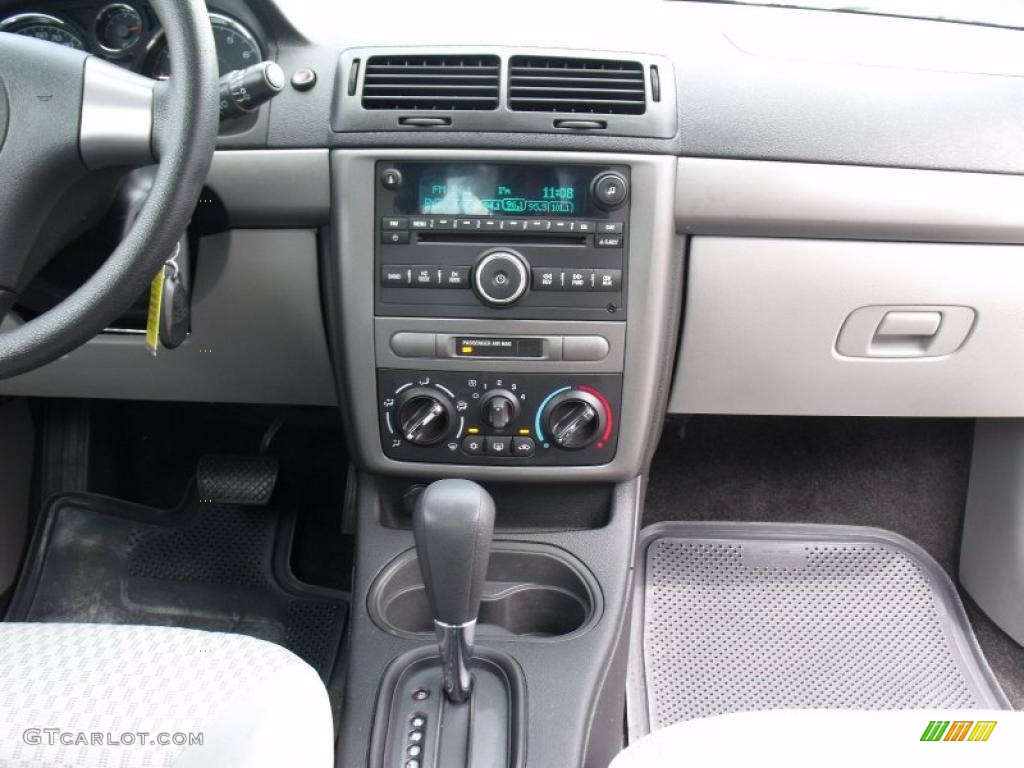 2007 Cobalt LT Coupe - Ultra Silver Metallic / Gray photo #15