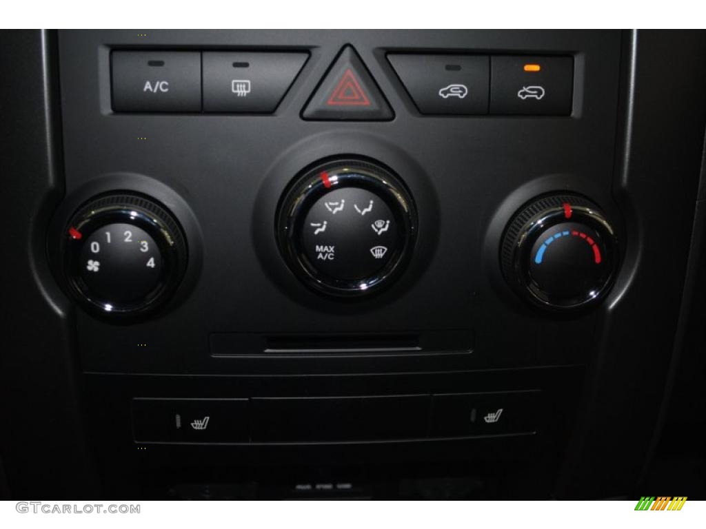 2011 Sorento LX AWD - Ebony Black / Black photo #39