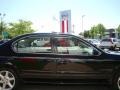 Super Black - Maxima GLE Photo No. 21