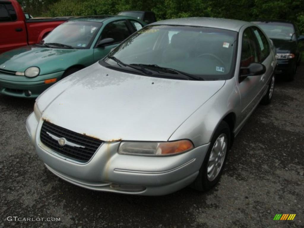 2000 Cirrus LXi - Bright Silver Metallic / Agate Black photo #5