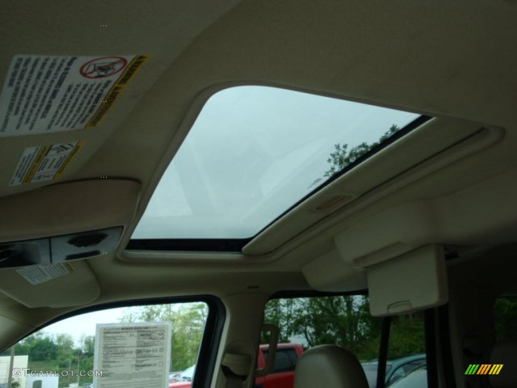 2003 Explorer Limited 4x4 - Ceramic White Tri Coat / Medium Parchment Beige photo #13