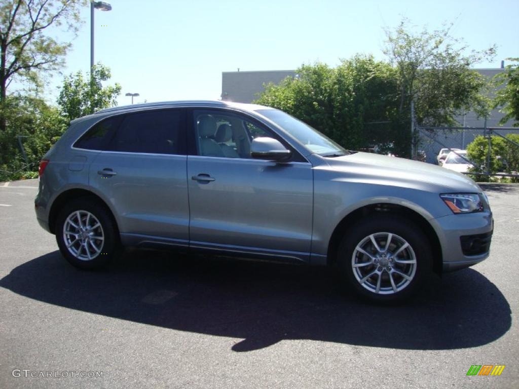 2009 Q5 3.2 Premium quattro - Quartz Gray Metallic / Light Gray photo #6