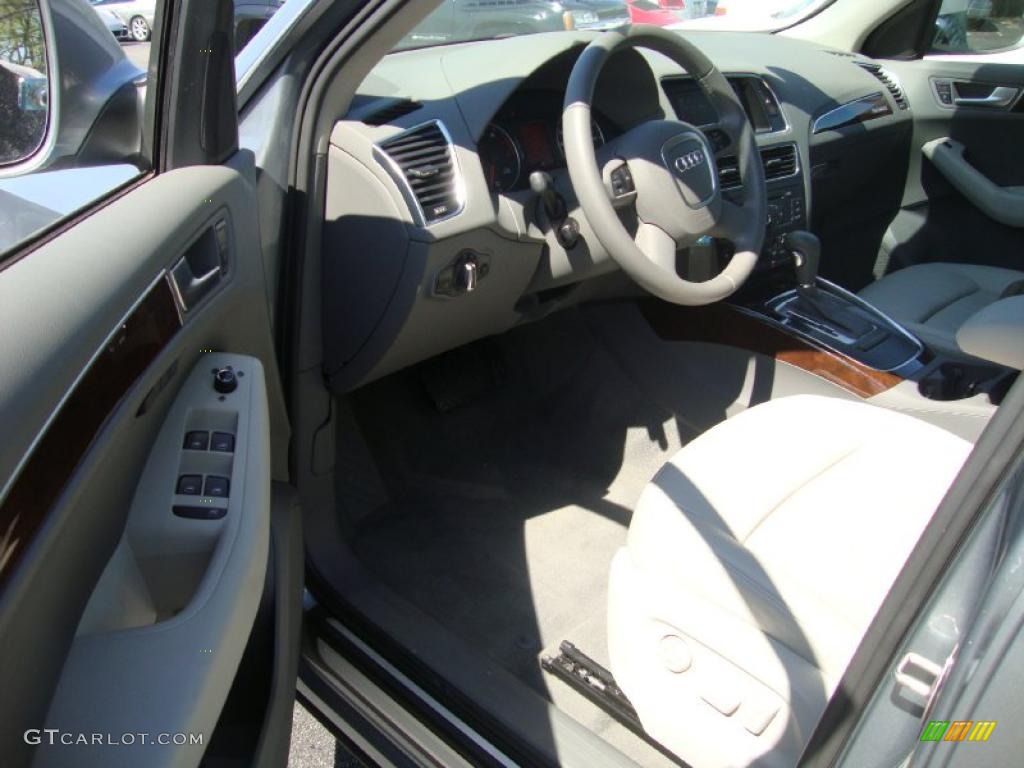 2009 Q5 3.2 Premium quattro - Quartz Gray Metallic / Light Gray photo #12