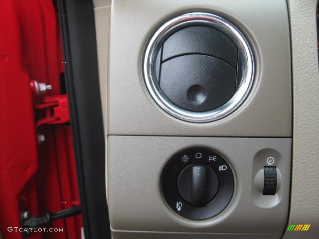2005 F150 XLT SuperCab 4x4 - Bright Red / Tan photo #27
